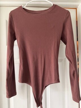 Abercrombie & Fitch Mauve Ribbed Long-Sleeve Bodysuit